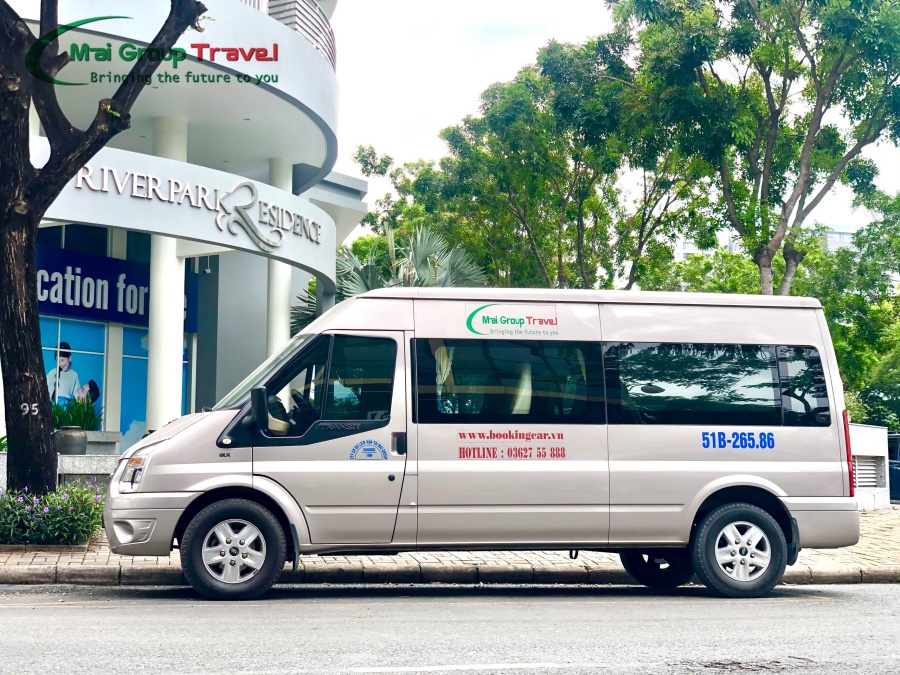 Maigroup Travel_FordTransit16c_TruocToaNha